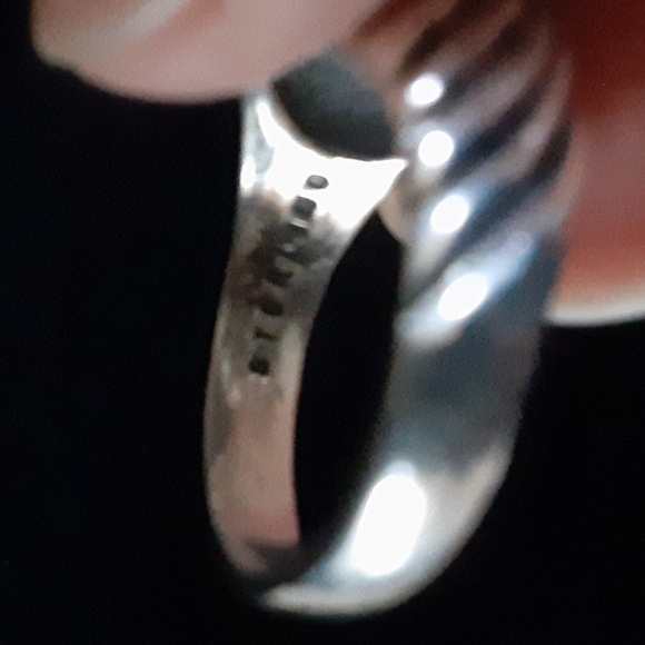 Vintage Onyx Spiral Ring Sterling Silver - Picture 4 of 6